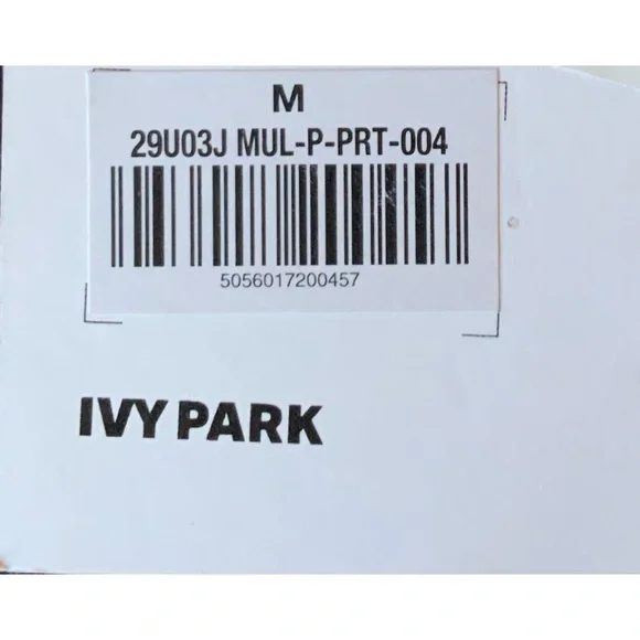 NEW ~ IVY PARK Beyoncé Active Wear  Black & Blue Striped Sports Bra size Medium - Picture 11 of 11